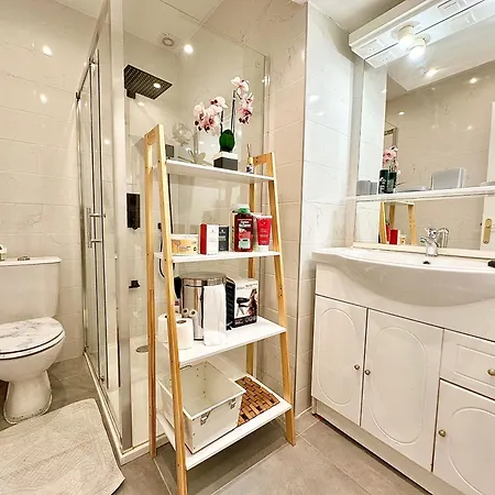 Le Gallia 2 Bedroom Refait A Neuf Center Of Apartamento Cannes